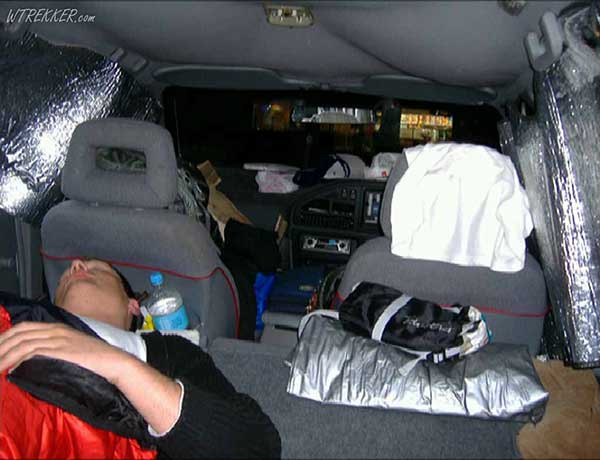 Sleeping in the car in minus 6
